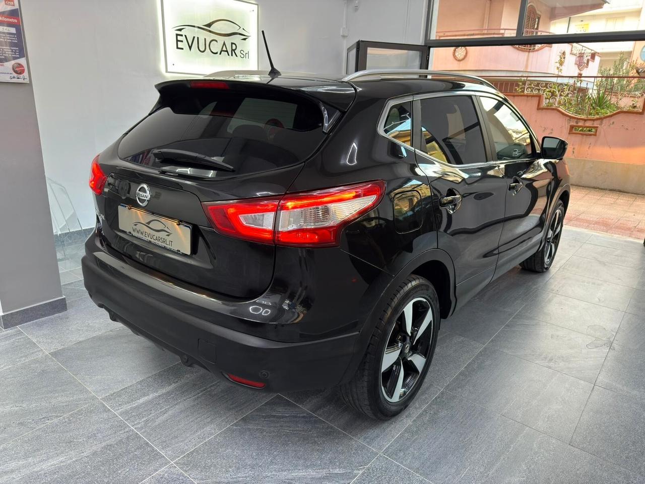 Nissan Qashqai 1.5 dCi N-Connecta