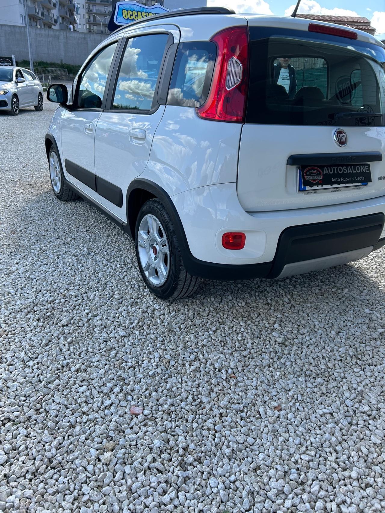 Fiat Panda 1.0 FireFly S&S Hybrid City Cross