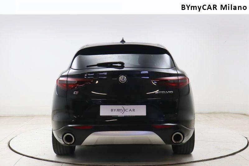 Alfa Romeo Stelvio 2.0 Turbo Ti Q4 AT8