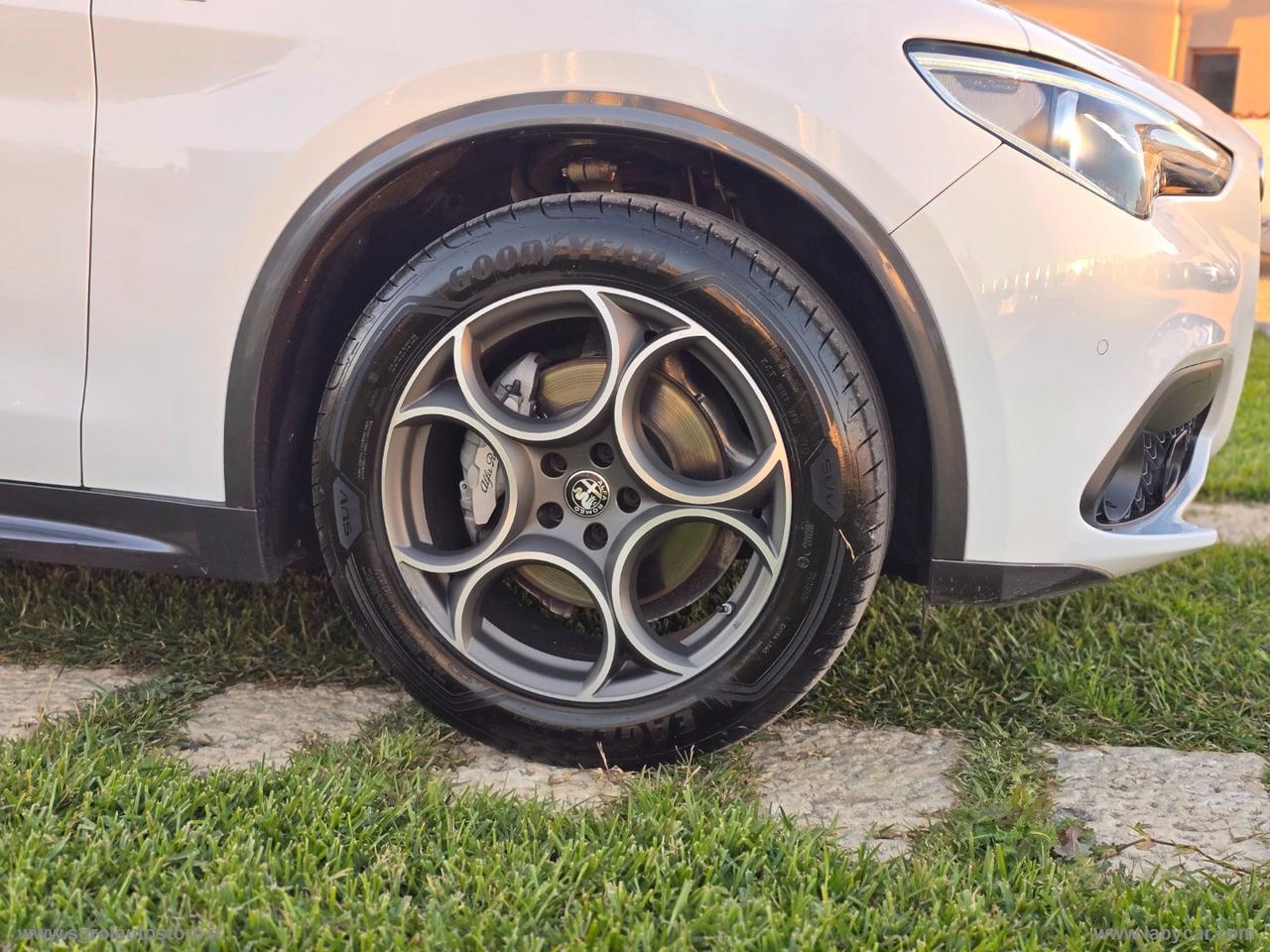 ALFA ROMEO Stelvio 2.2 T.diesel 210 CV AT8 Q4 Ti