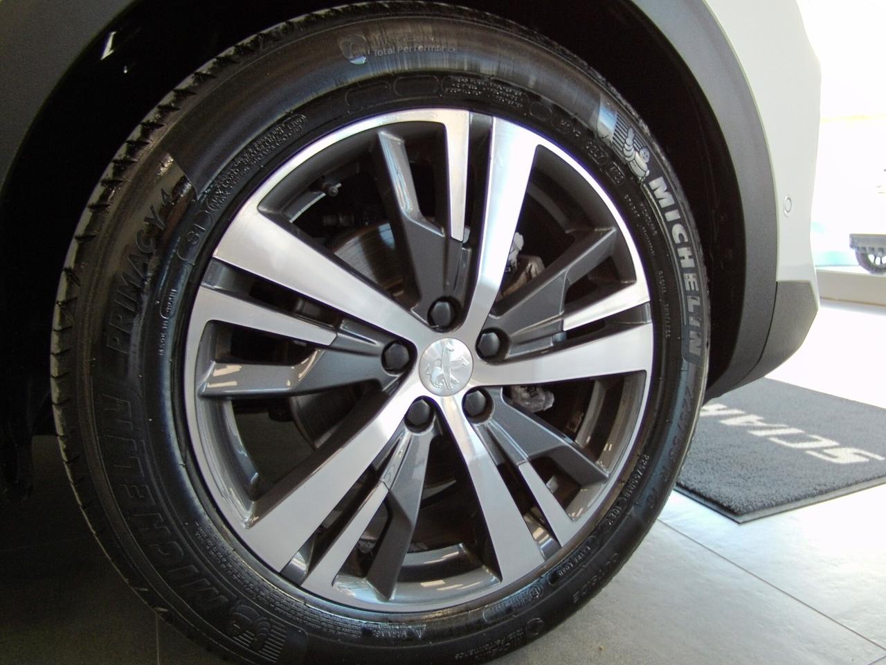 Peugeot 3008 BlueHDi 130 S&S EAT8 Allure Pack 2022