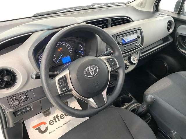 Toyota Yaris 1.0 72 CV 5 porte Cool