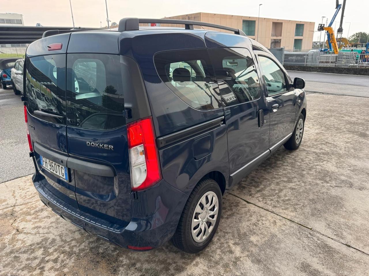 Dacia Dokker 1.6 8V 100CV Start&Stop GPL Lauréate