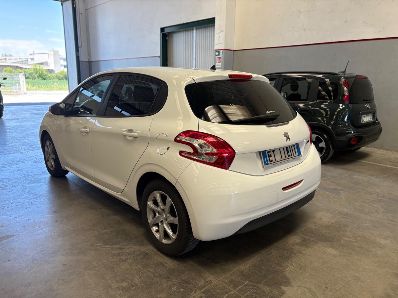 Peugeot 208 1.2 82CV 2013 Ok per neopatentati