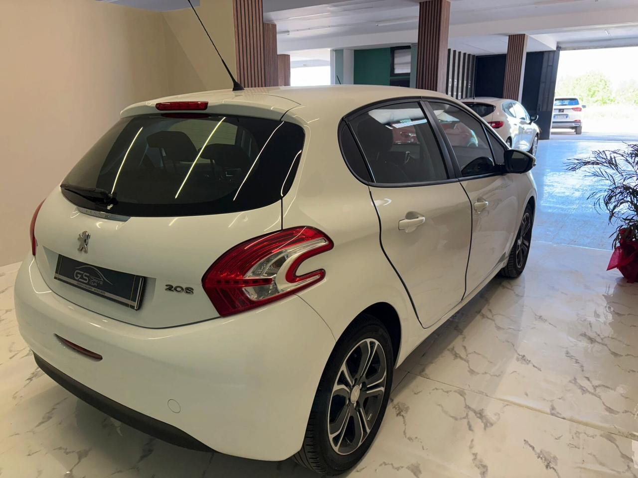 Peugeot 208 1.2 VTi 82 CV 5 porte Allure