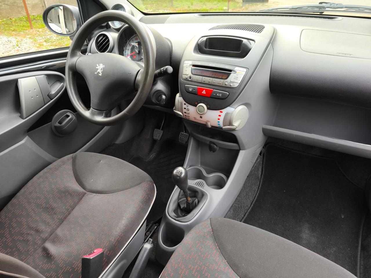 Peugeot 107 1.0 68CV 5p. Sweet Years