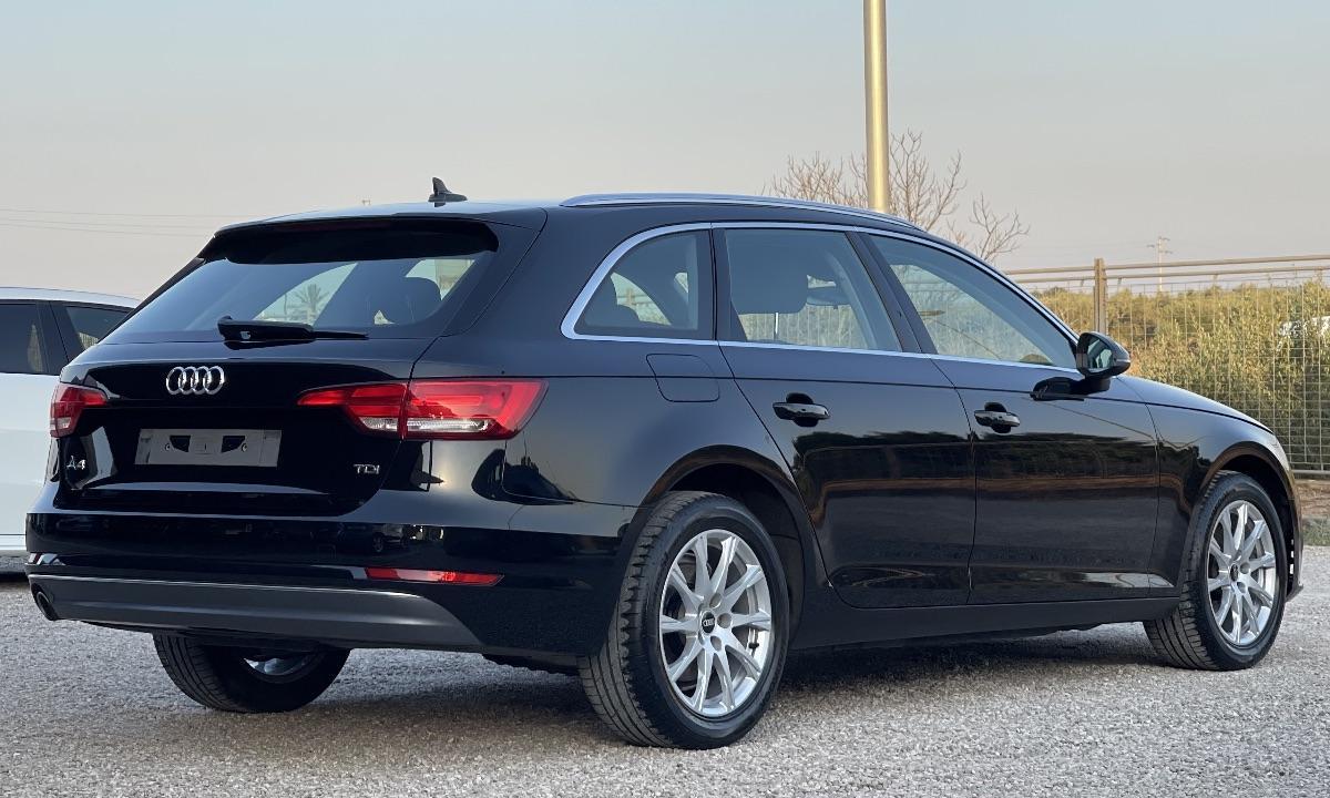 AUDI A4 Avant 35 TDI S tronic Sport