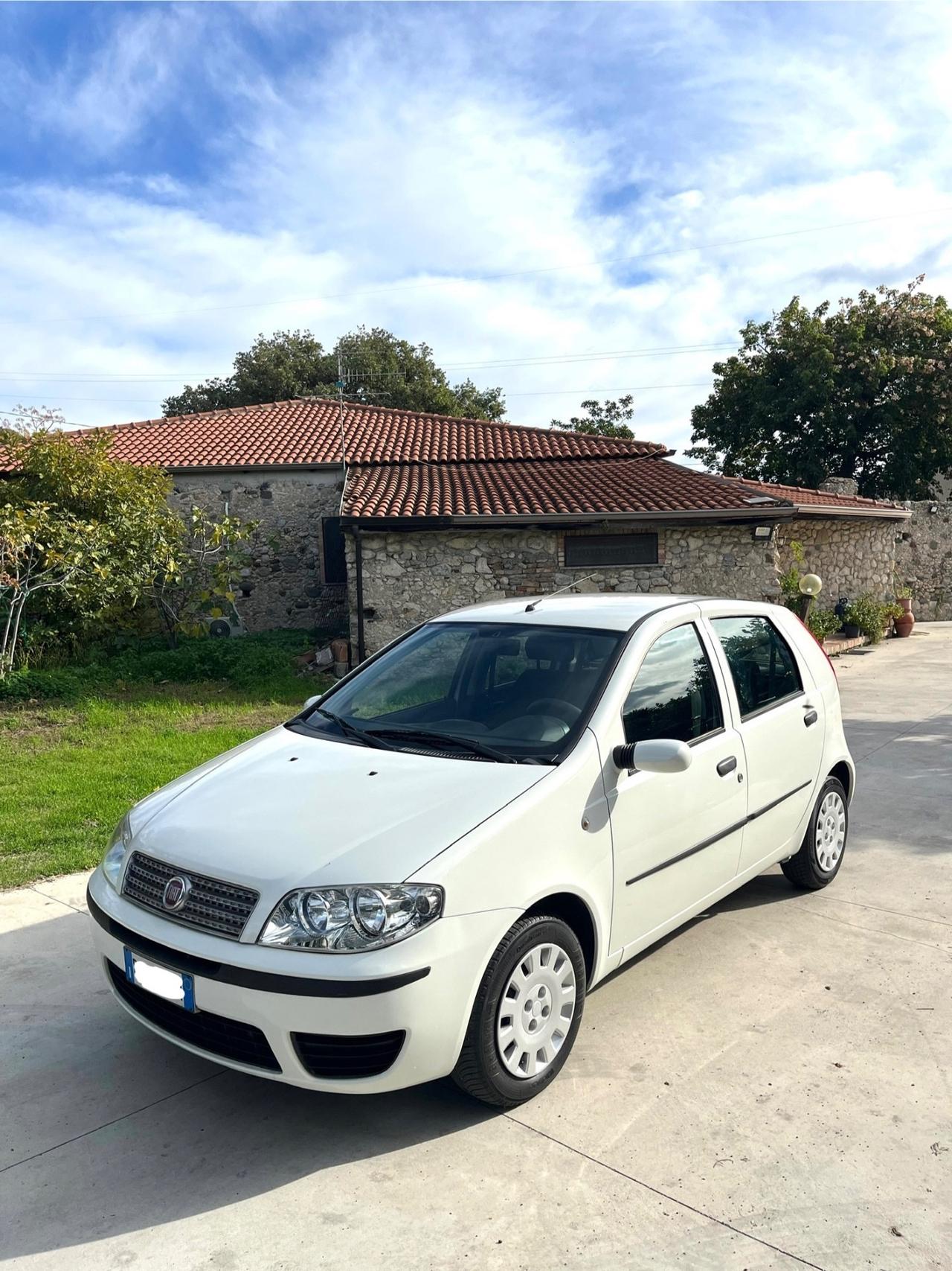 Fiat Punto 1.3 MJT EURO4 SOLO 100M KM DA VETRINA