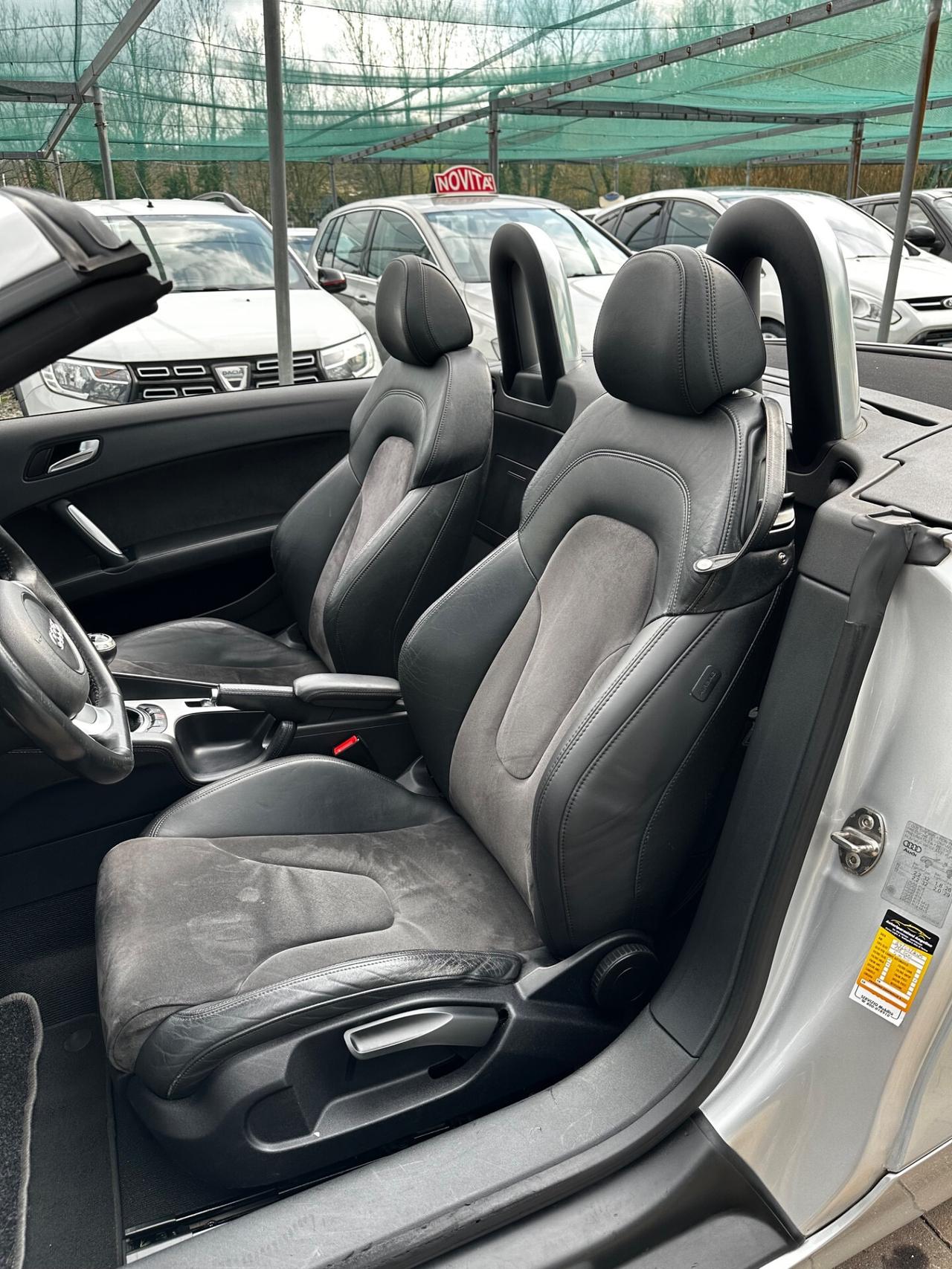 Audi TT Roadster 2.0 TFSI cabrio