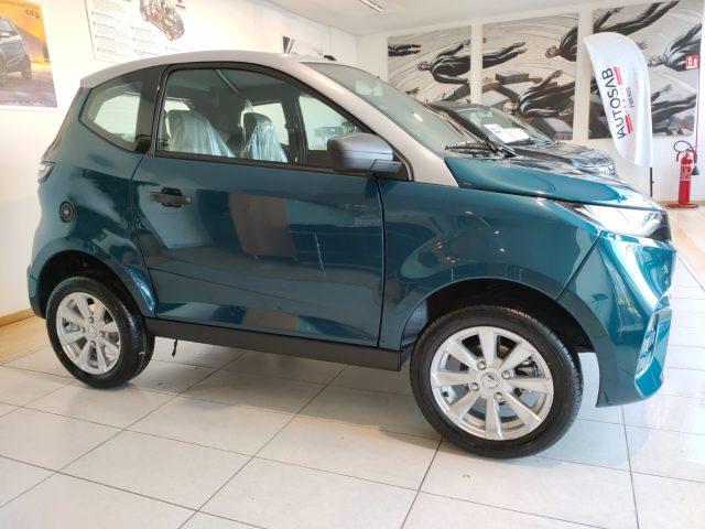 AIXAM City Pack Noleggio con Kasko