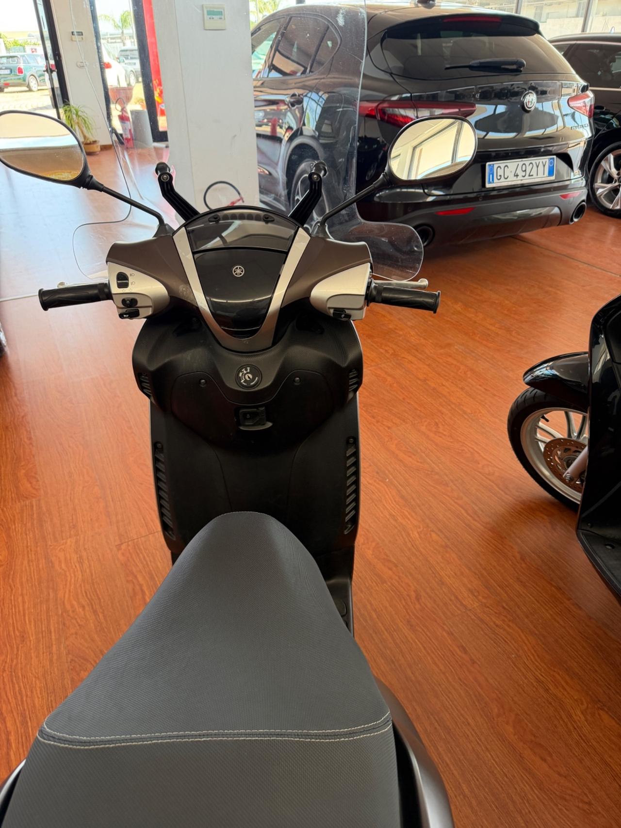 Yamaha Xenter 125