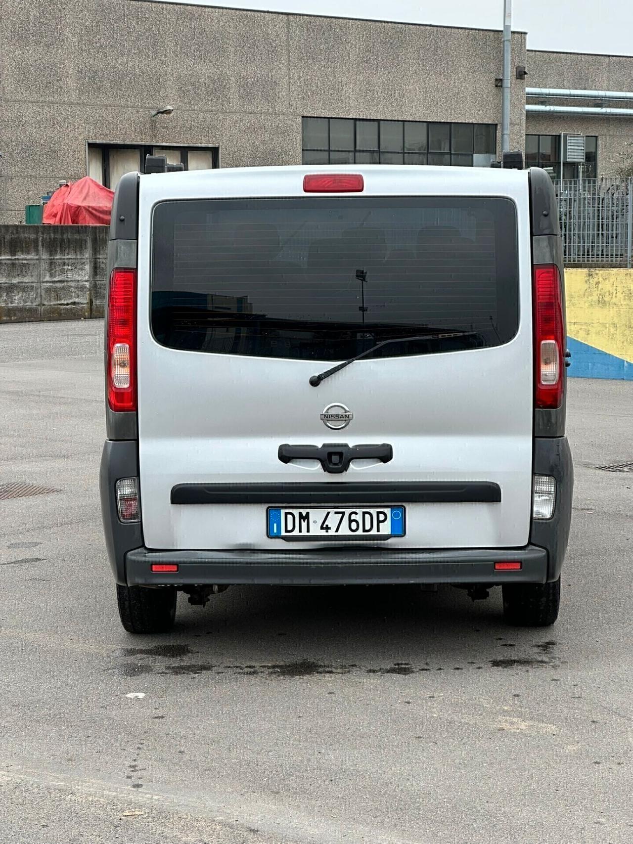 NISSAN PRIMASTAR CON 6 POSTI SUPER PREZZO!