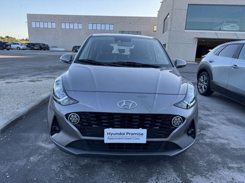 Hyundai i10 1.0 MPI Tech + Connect