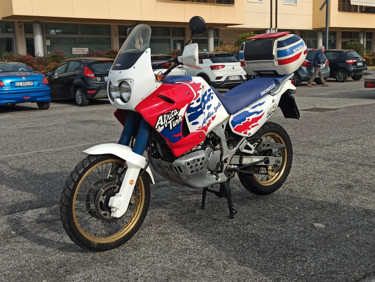 Honda XRV 750 Africa Twin Adventure Sports iscritta ASI