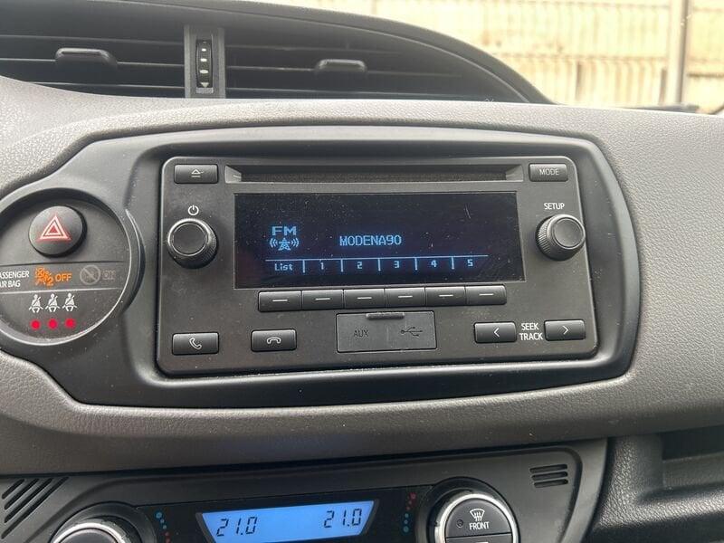 Toyota Yaris 1.5 Hybrid 5 porte Cool
