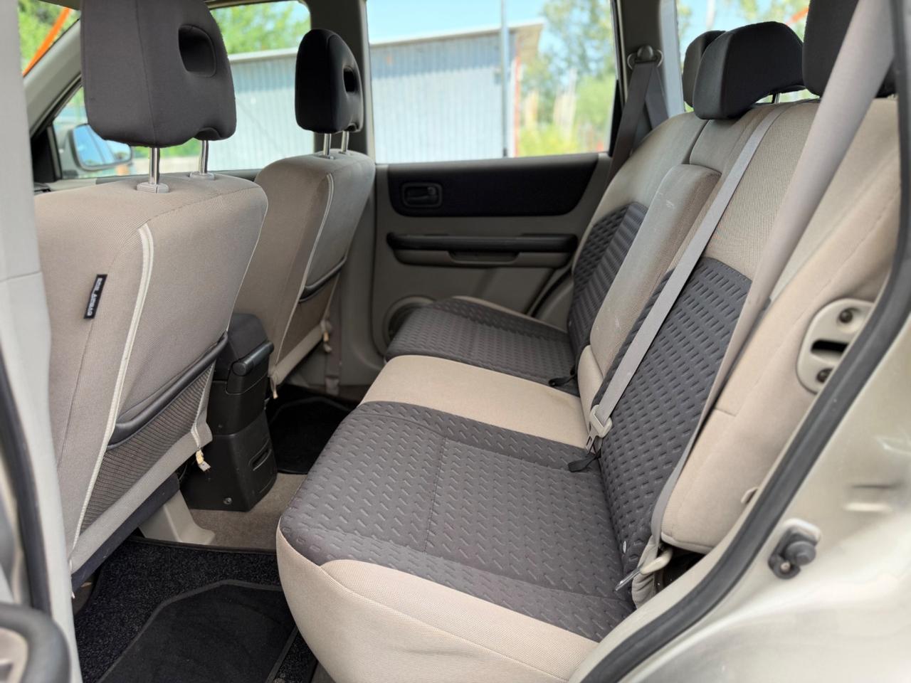 Nissan X-Trail 2.2 dCi Elegance