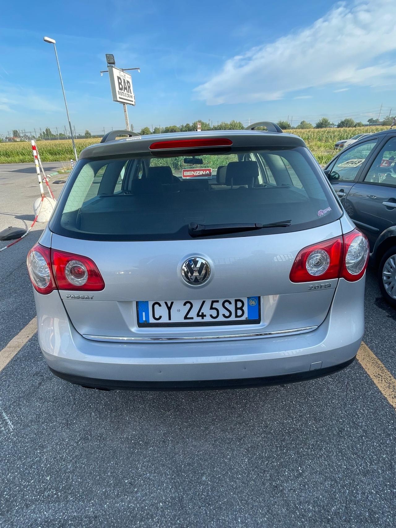 Volkswagen Passat 2.0 16V FSI Comfortline