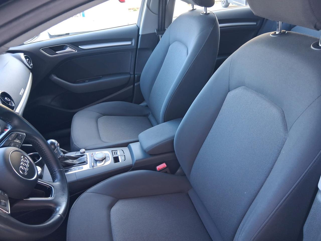 Audi A3 SPB 1.6 TDI 116 CV S tronic Business