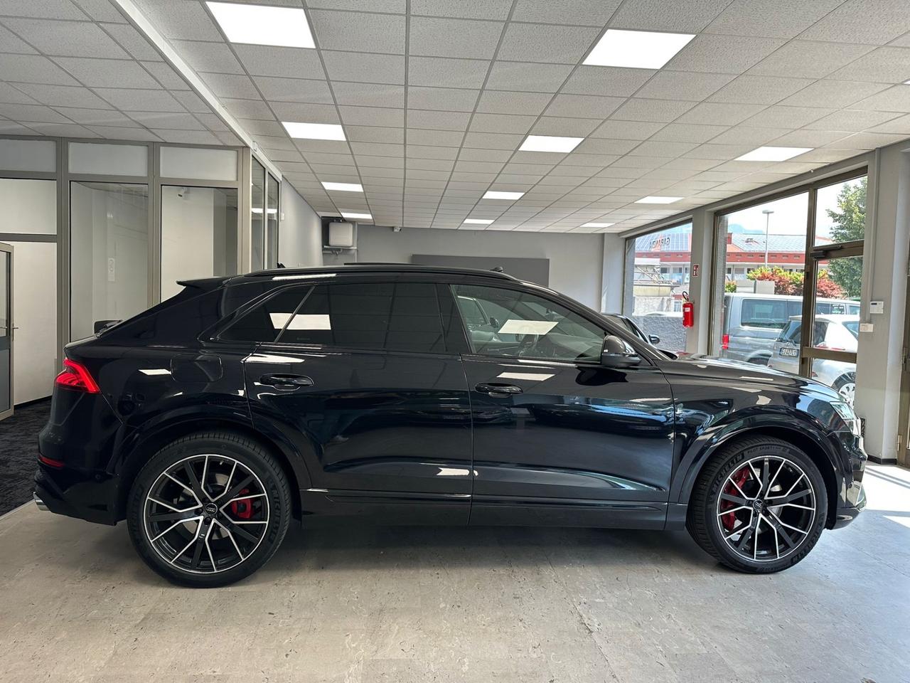 Audi Q8 SQ8 TDI quattro tiptronic sport attitude