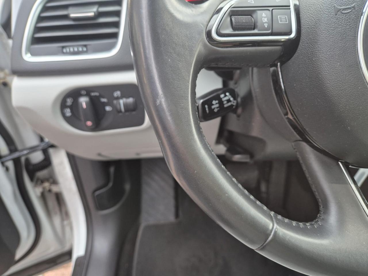 Audi Q3 2.0 TDI QUATTRO S-tronic Business Plus E5B