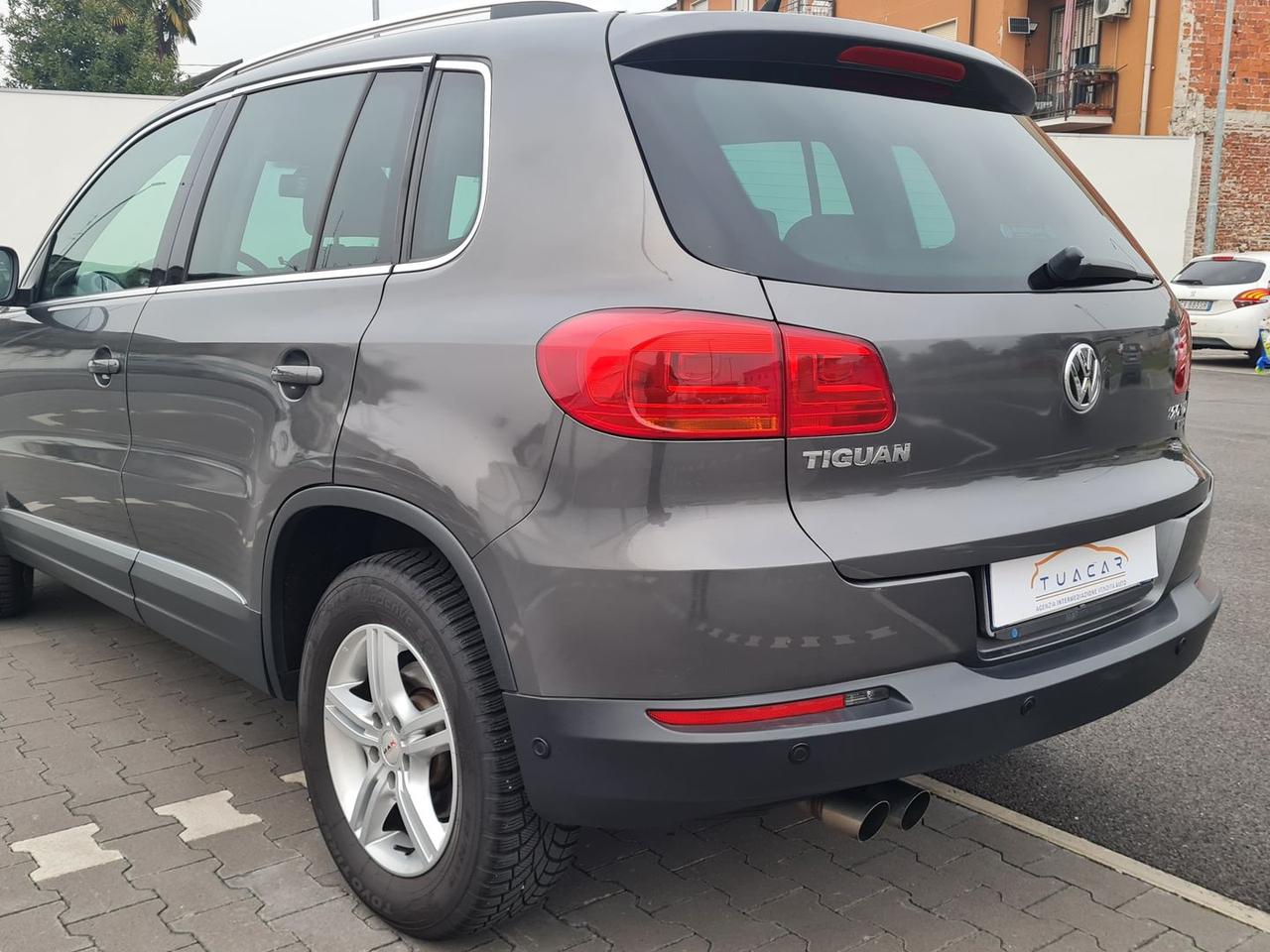 Volkswagen Tiguan 2.0 TDI BlueMotion Sport S #9743