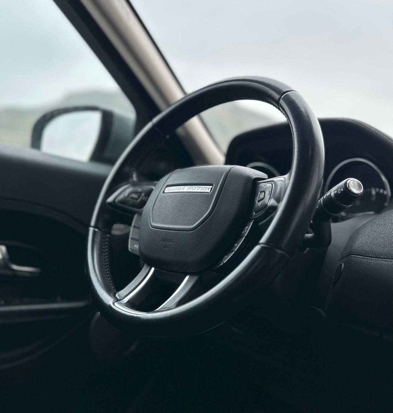 Land Rover Range Evoque 2.2 TD4 5p. Prestige