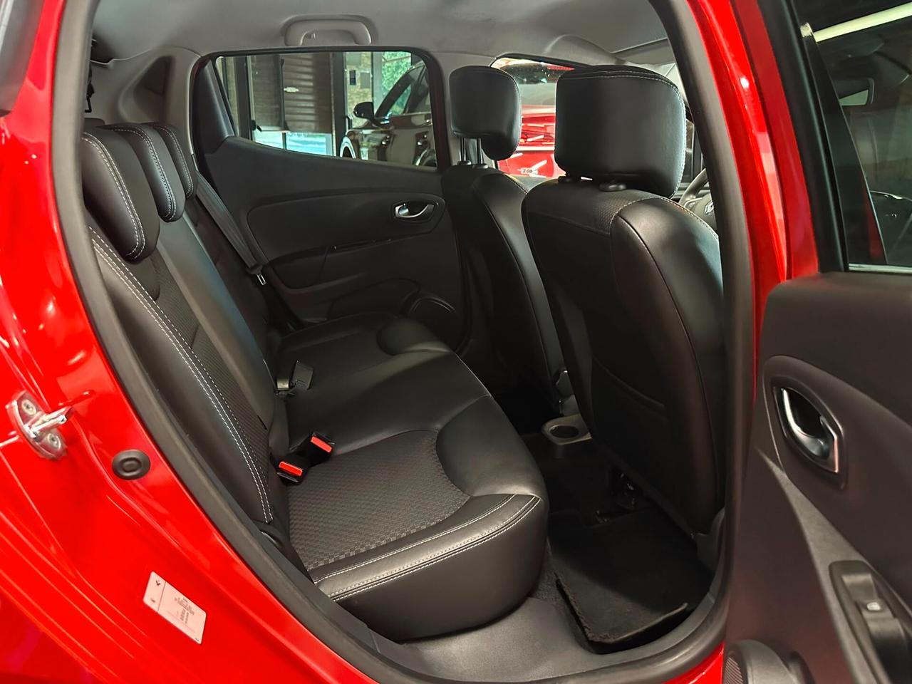Renault Clio dCi 8V 90 CV 5 porte Moschino Intens