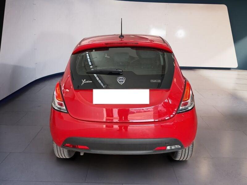 Lancia Ypsilon III 2015 1.0 firefly hybrid Silver s&s 70cv