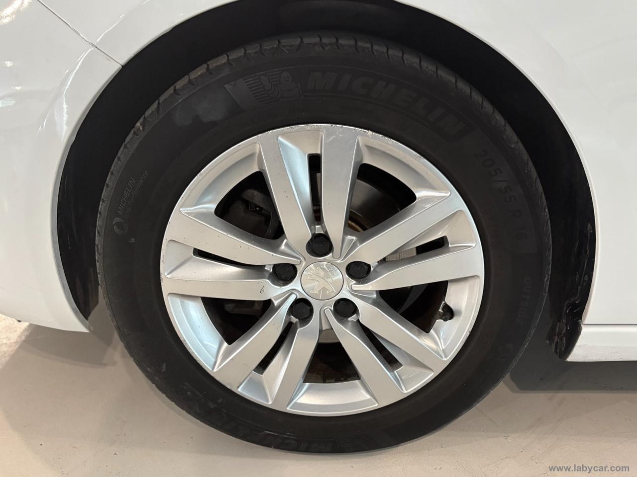 PEUGEOT 308 BlueHDi 130 S&S Business