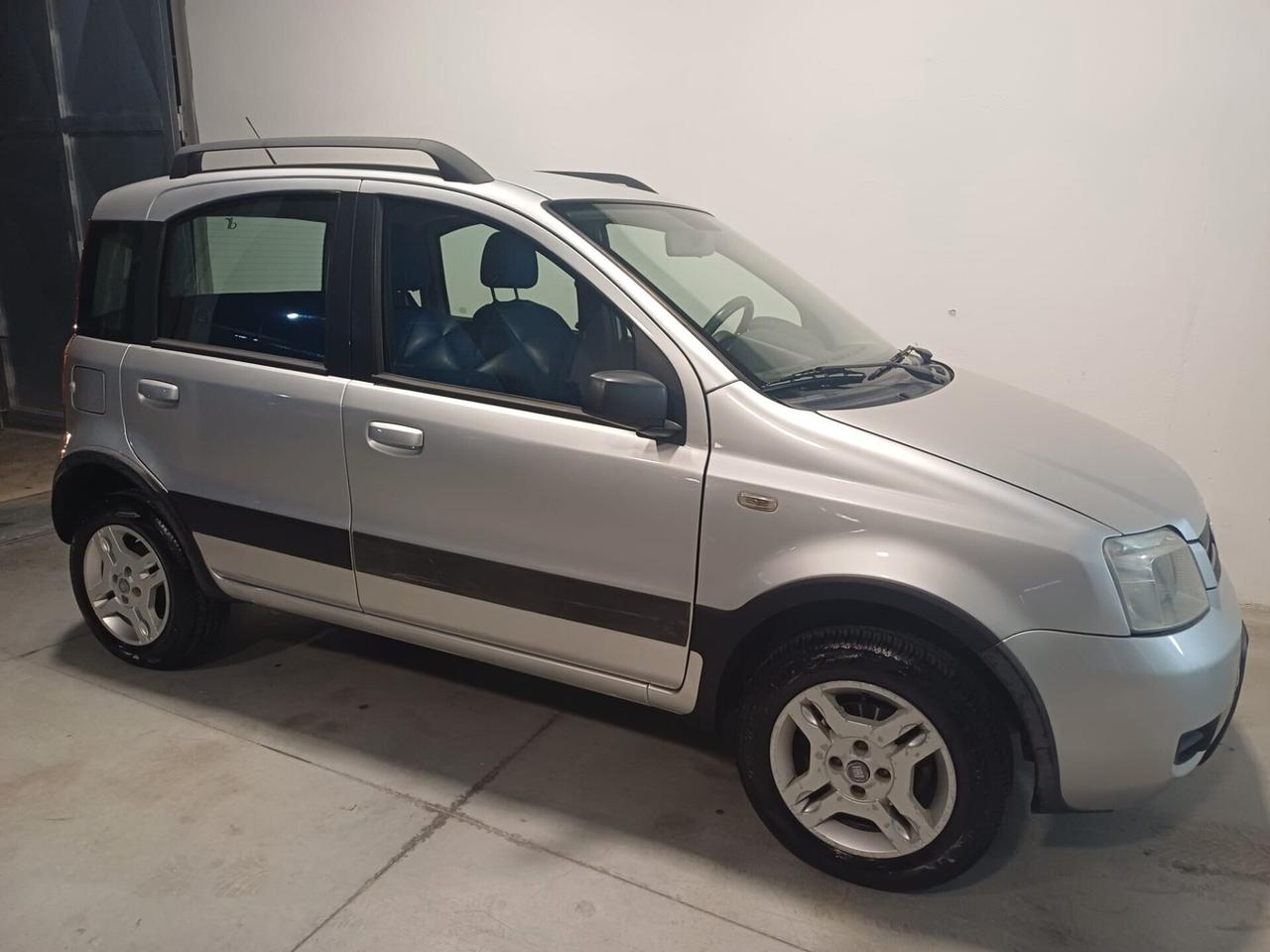 Fiat Panda 1.2 Climbing Clima/Barre/Mp3