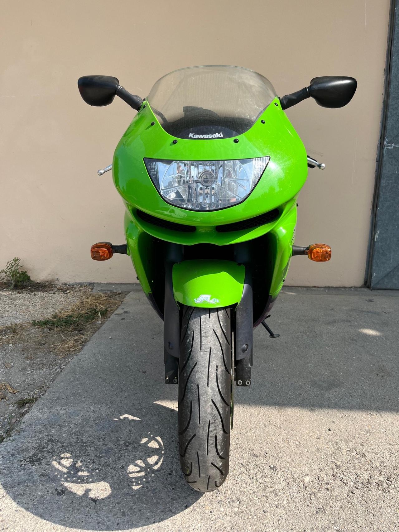 Kawasaki Ninja 900 ZX-9R