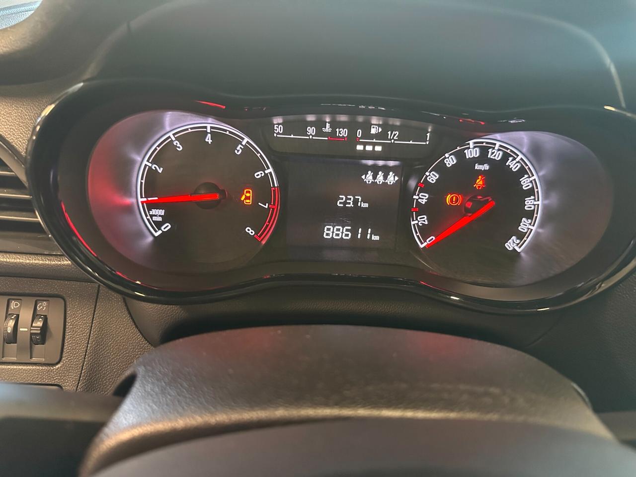 Opel Karl Rocks 1.0