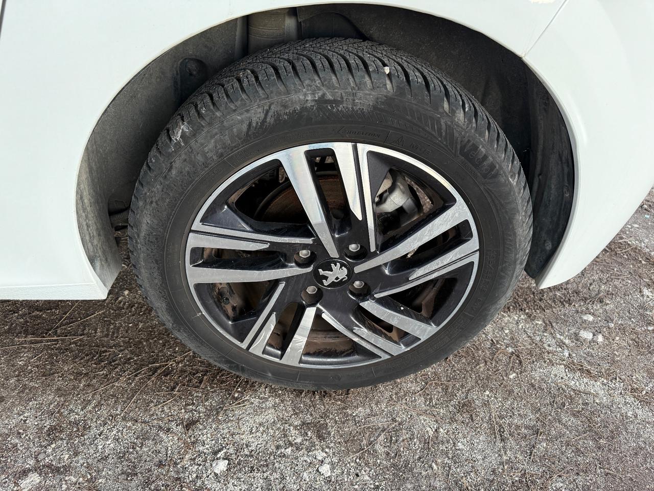 Peugeot 208 PureTech 100 Stop&Start 5 porte Allure Pack