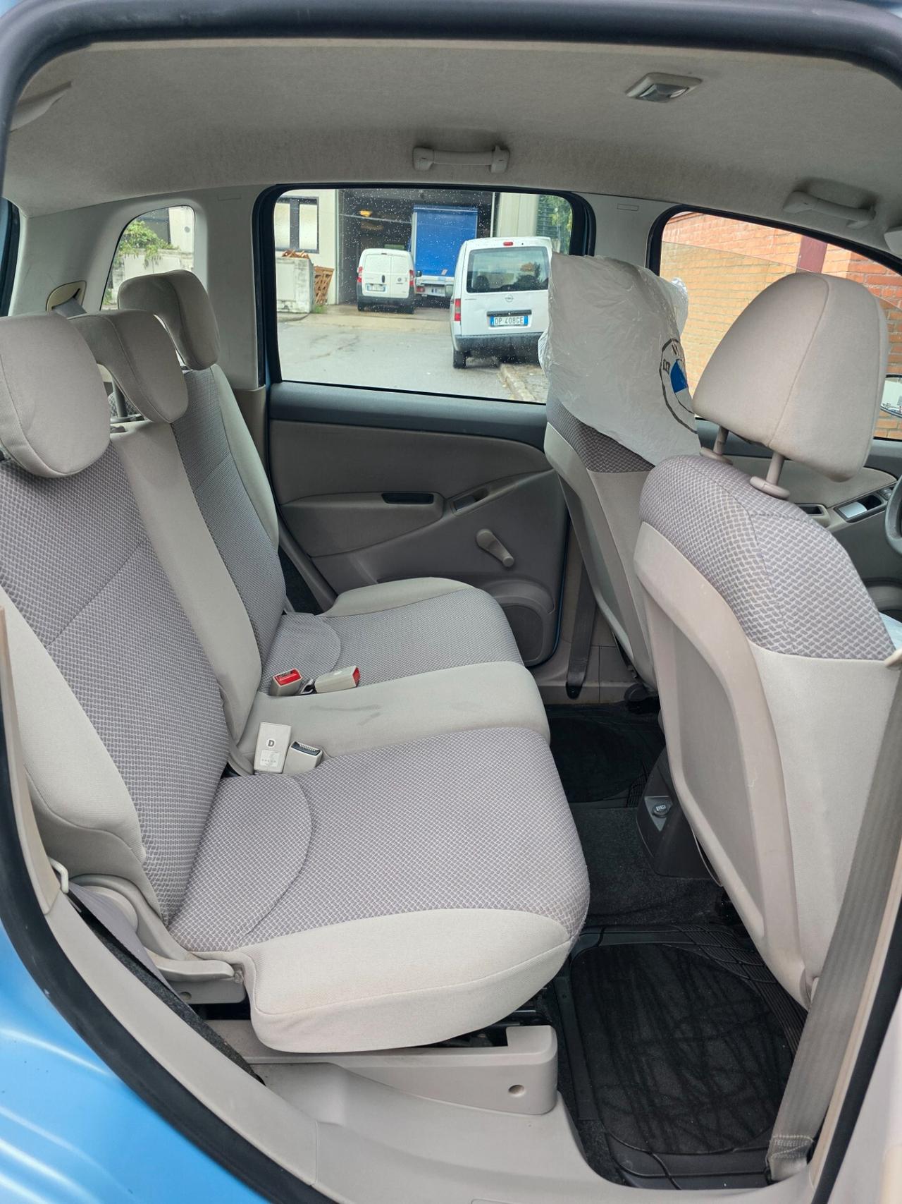 Fiat Idea 1.4 benzină Emotion neopatentati