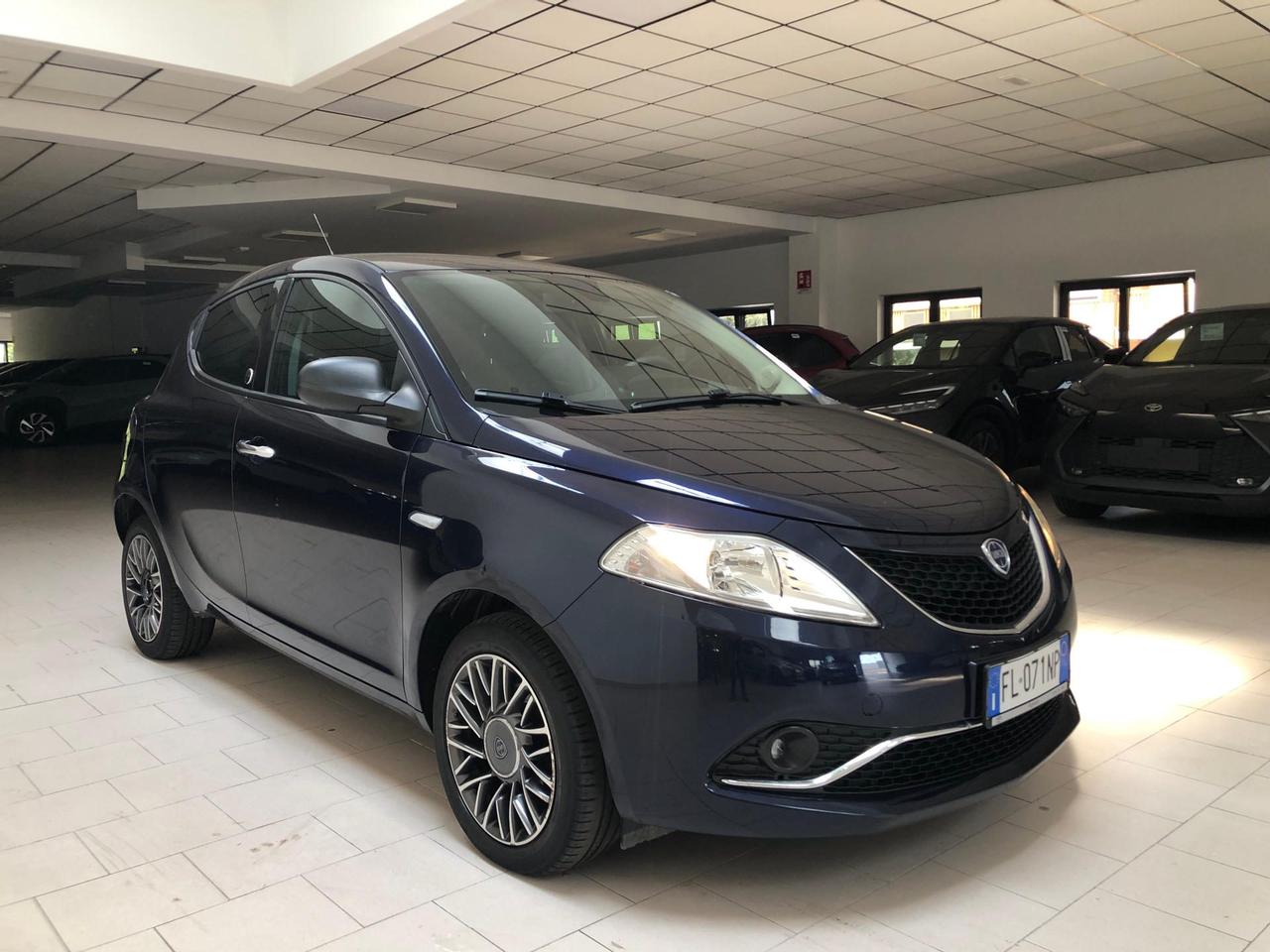 Lancia Ypsilon 1.2 Gold ecochic Gpl 69cv my16