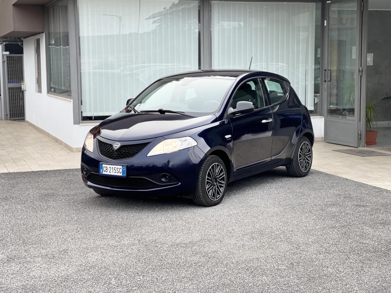 Lancia Ypsilon 1.2 Gpl 69CV E6 Neo - 2020