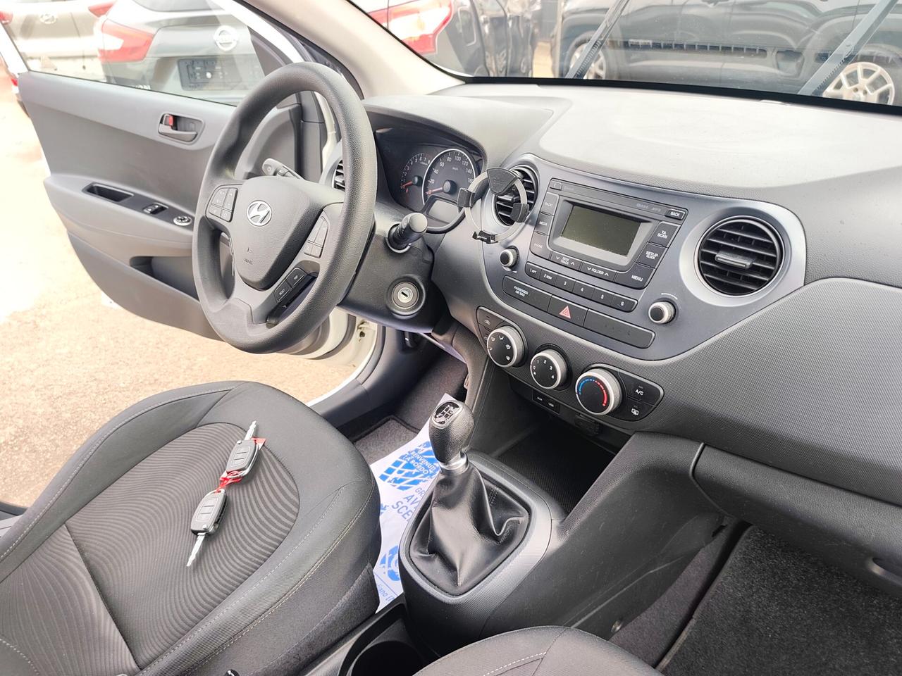 Hyundai i10 1.0 BENZINA GARANZIA 12 MESI