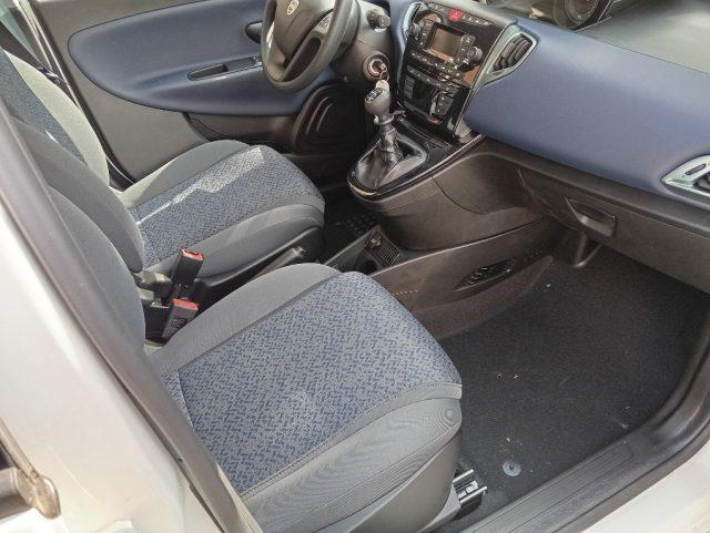 LANCIA Ypsilon 1.0 FireFly 5 porte S&S Hybrid Silver