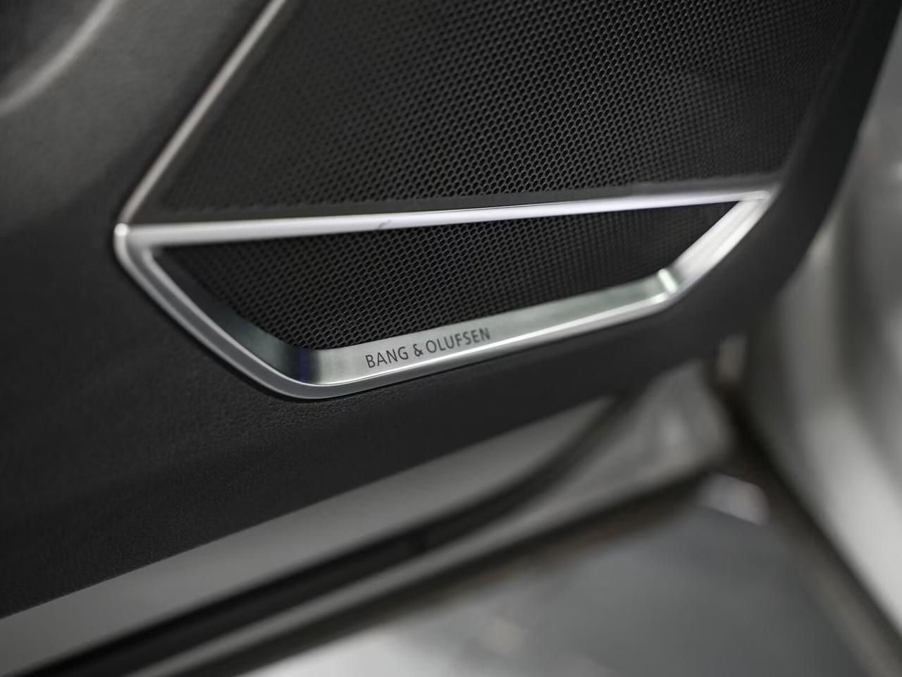 Audi RS Q3 RSQ3 SPORTBACK SEDILI B&O TELECAMERA CERCHI 21" MATRIX