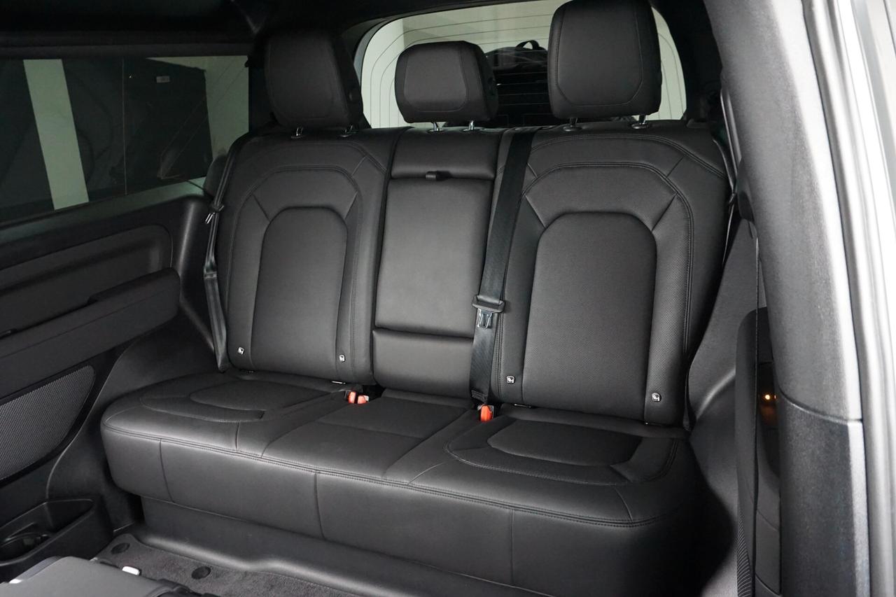 Land Rover Defender 90 3.0D I6 200 CV AWD Auto X-Dynamic SE
