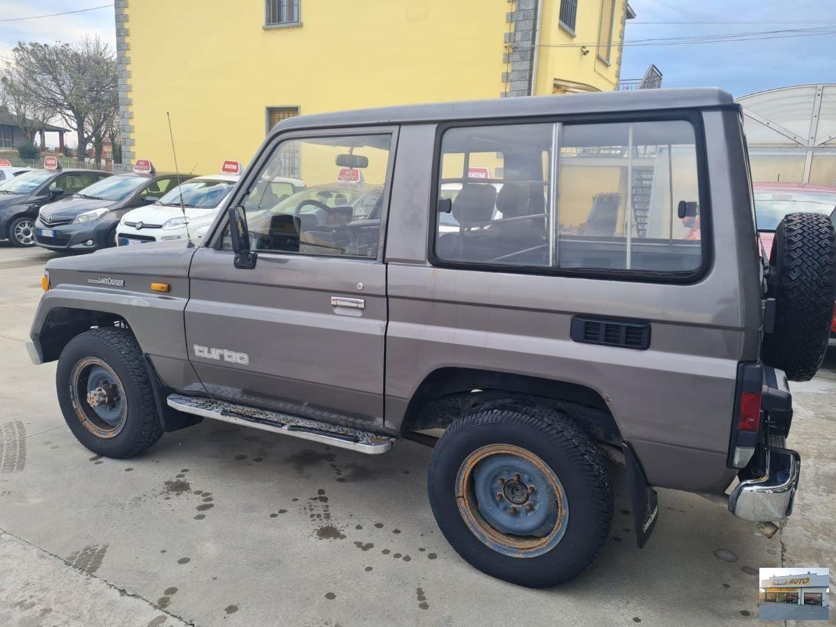 TOYOTA Land Cruiser 2.4 turbodiesel LJ70 LX