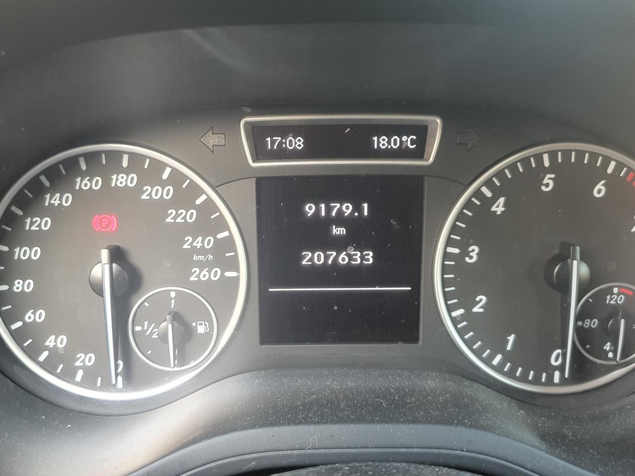 Mercedes-benz B 180 BlueEFFICIENCY Executive GANCIO TRAINO