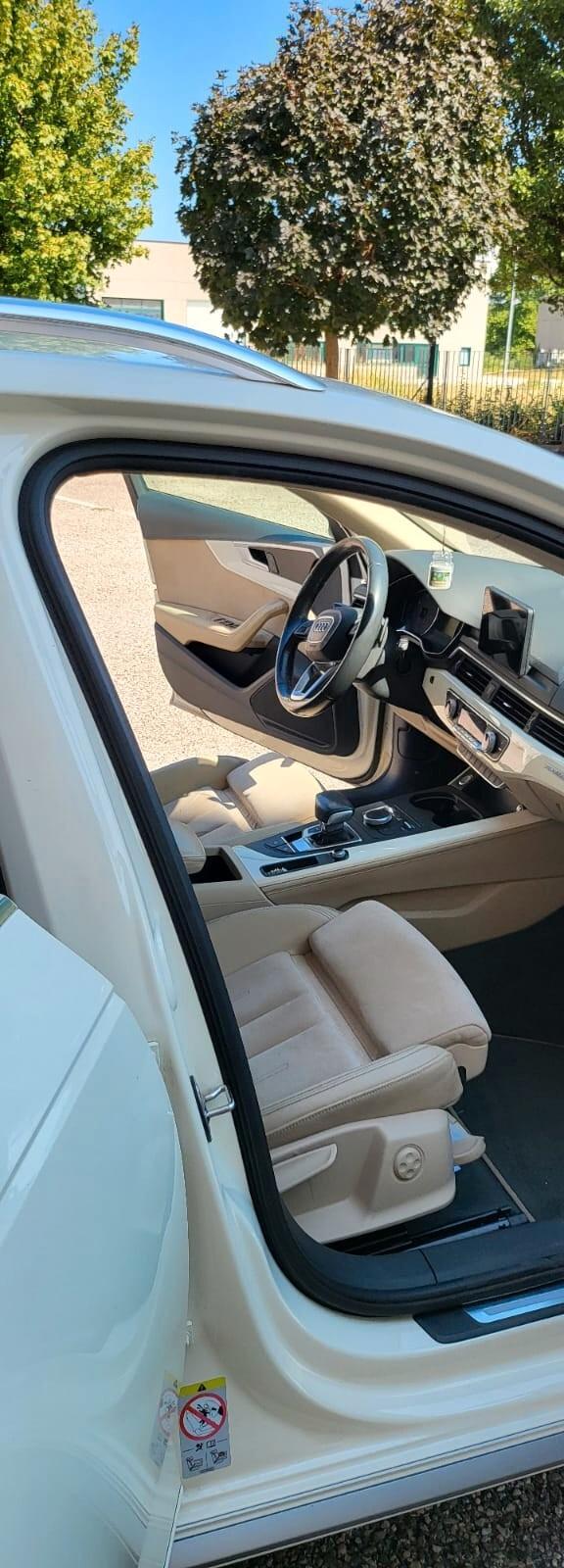 Bellissima AUDI A4 allroad Business Evolution 190cv-Full Optional-Molto ben tenuta-garanzia 12 mesi estendibile fino a 36 mesi.