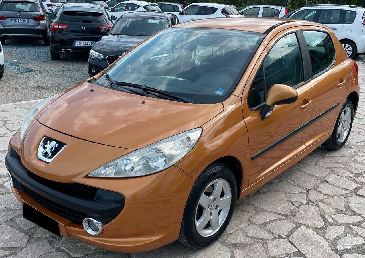 Peugeot 207 1.4 88CV 5p. ONE Line