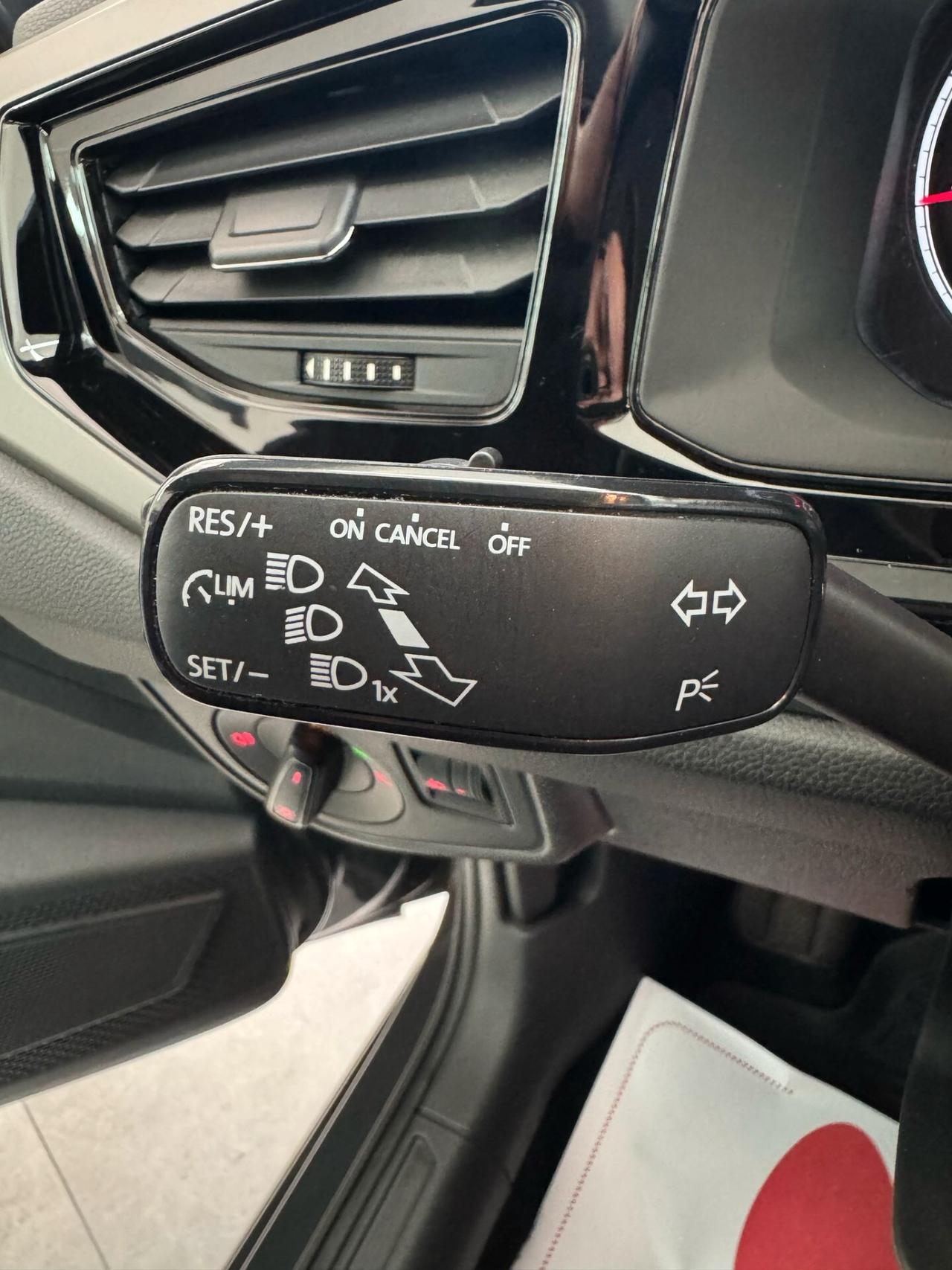 Volkswagen Polo / 1.0cc 95cv TSI / 5 porte / 2018