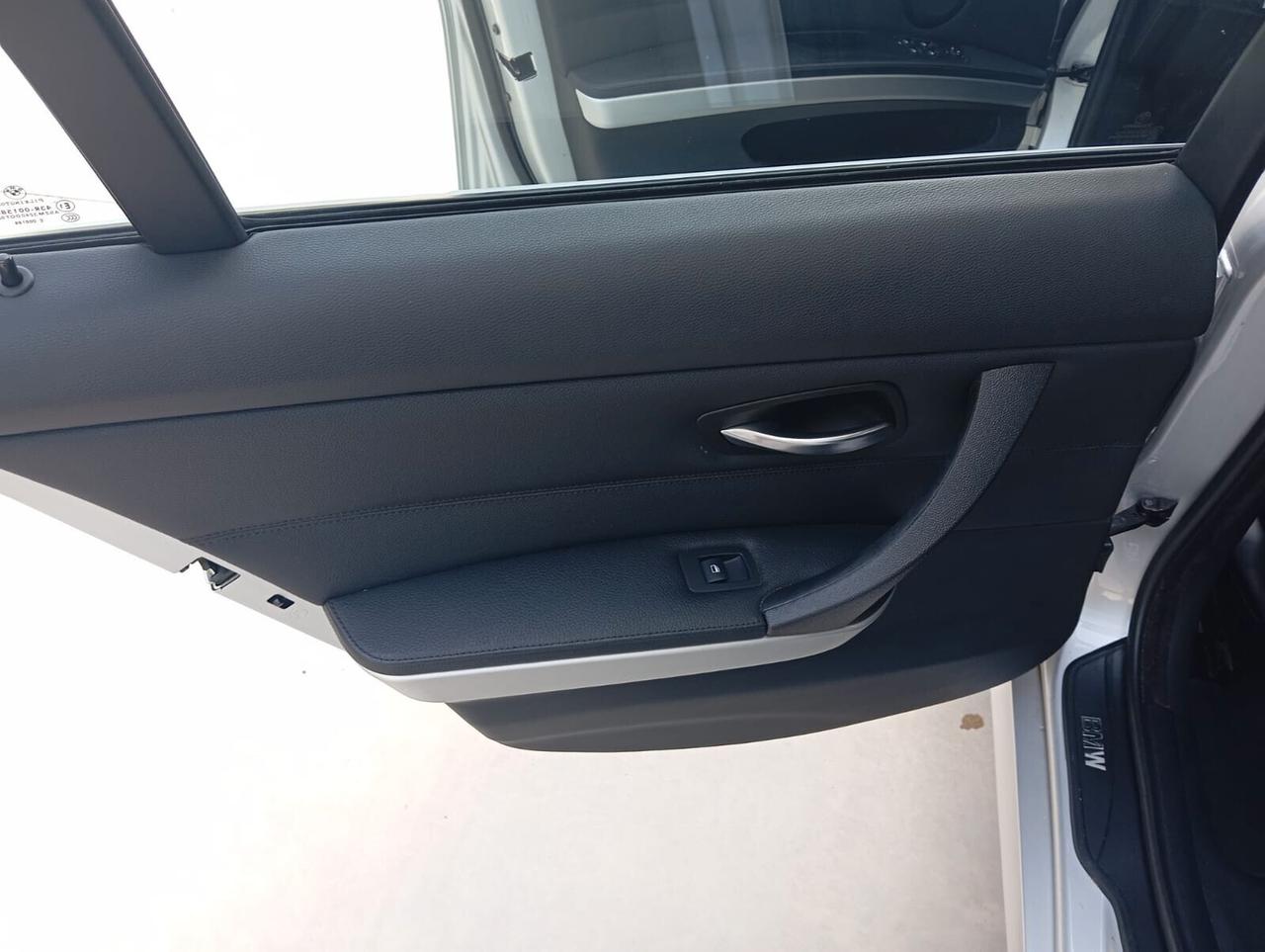 320i cat Futura"CERTIFICATA BMW"