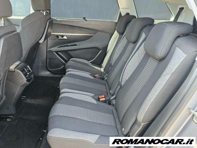 PEUGEOT 5008 BlueHDi 130 EAT8 Business NAVY 5P
