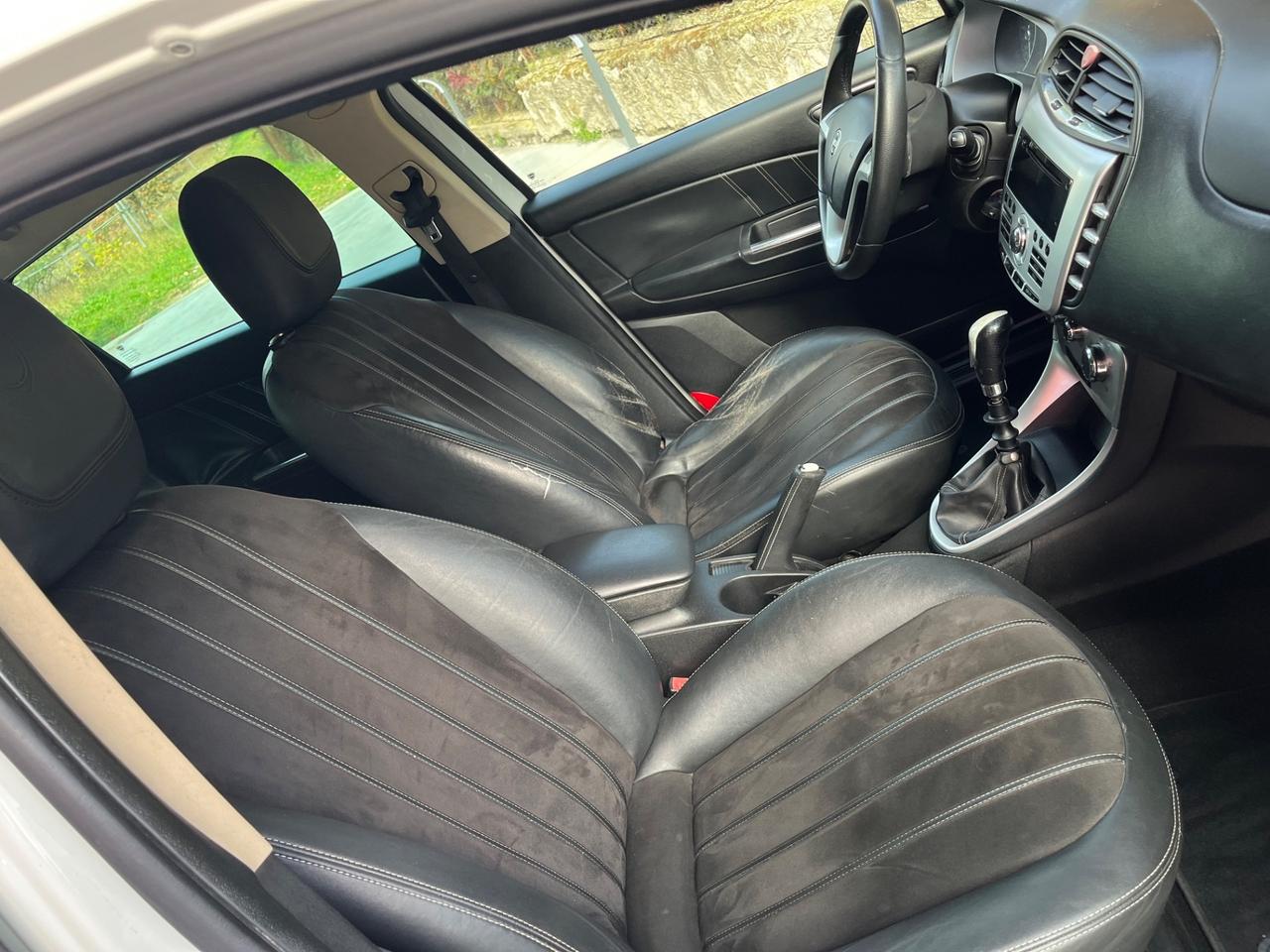 Lancia Delta 1.6 MJT 120cv DPF Gold