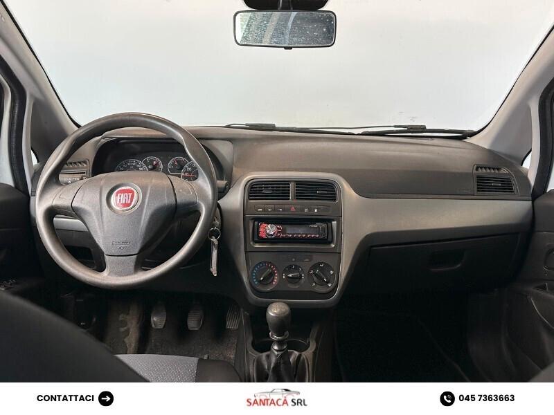 FIAT Punto Van Autocarro