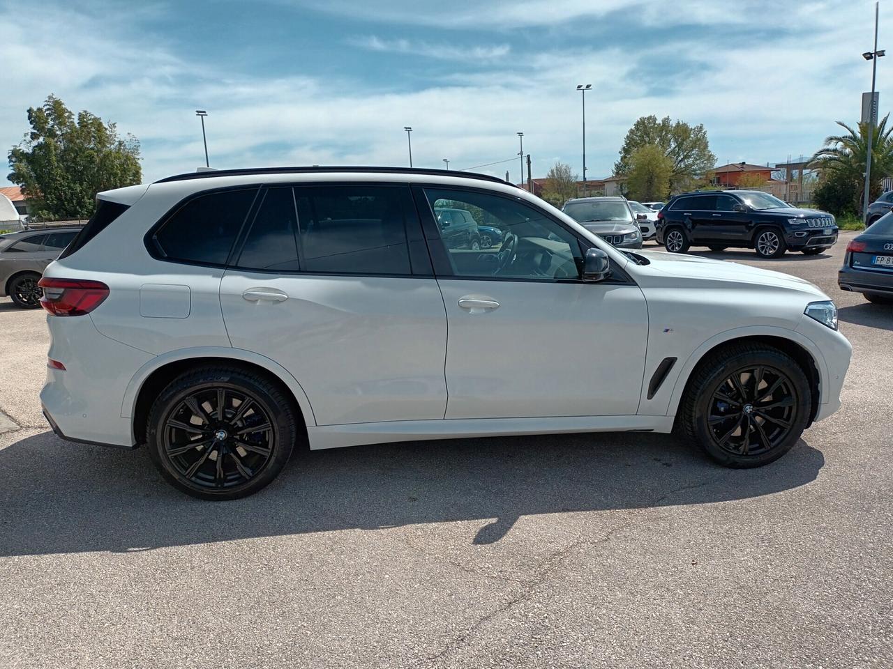 Bmw X5 M_SPORT STRAFULL AFFARE